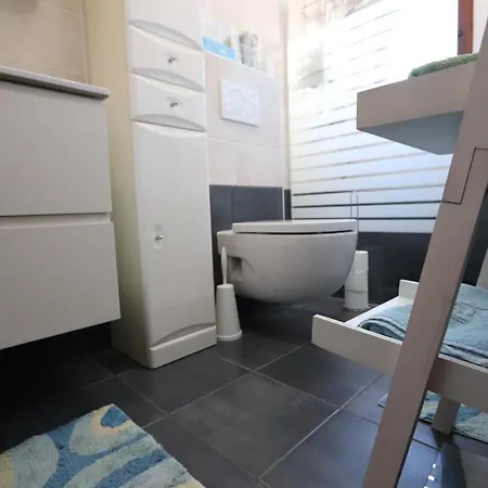 El Poblet Apartment *